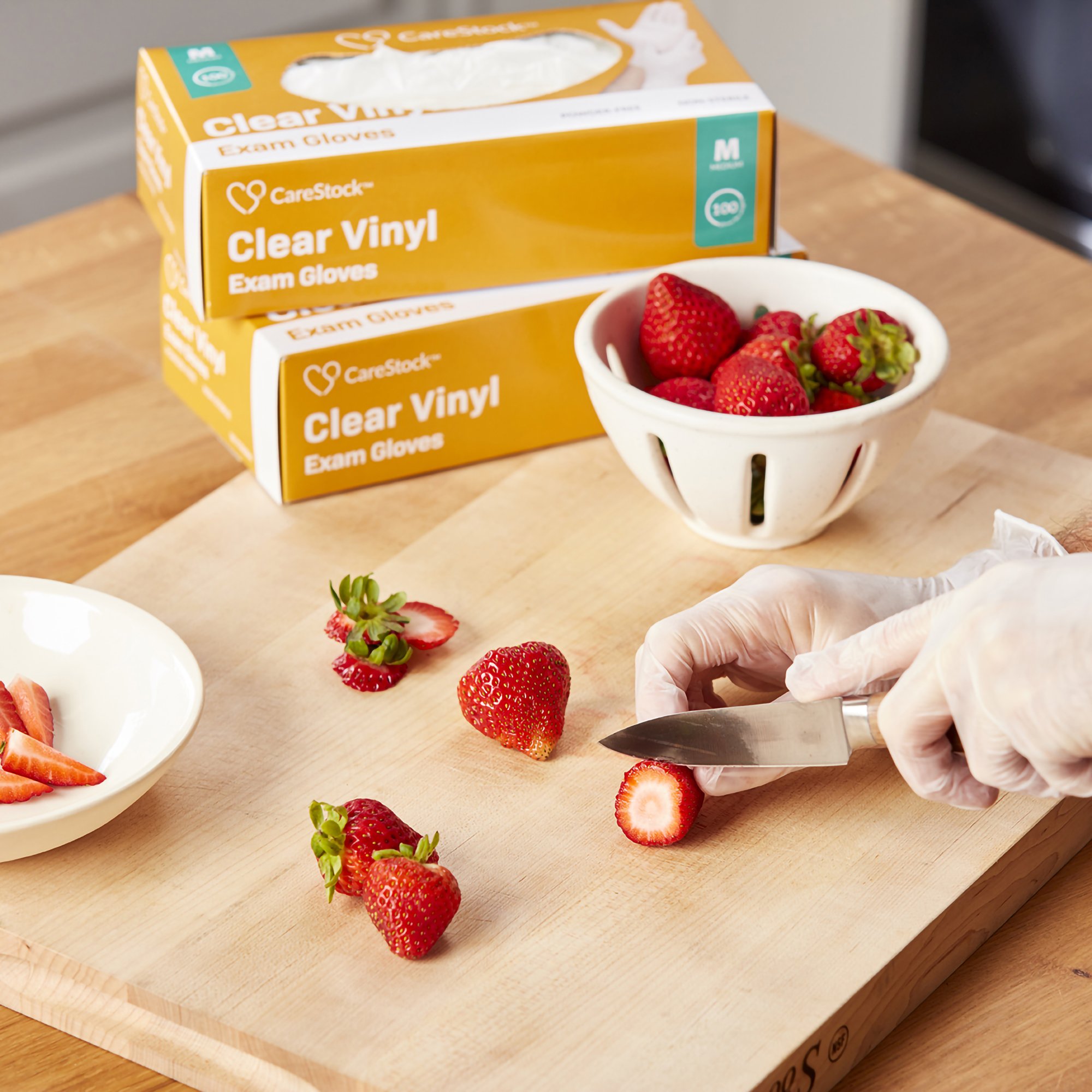 CareStock™ Vinyl Exam Glove, Medium, Ivory - Image 3