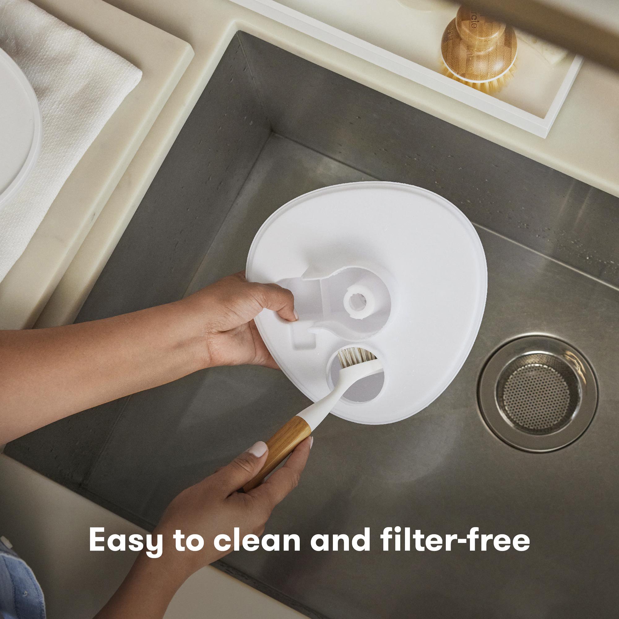 BreatheFrida Humidifier with Deiffuser and Nightlight - Image 5