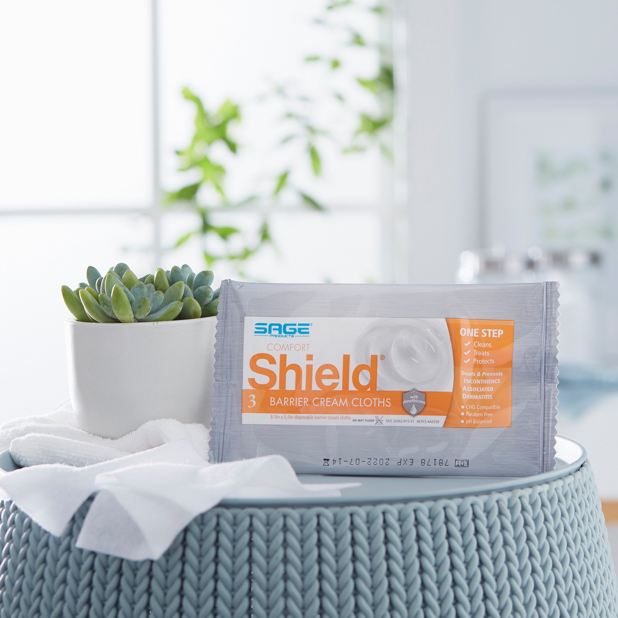 Comfort Shield® Incontinent Care Wipe, 5.5 x 8.5 Inch - Image 6