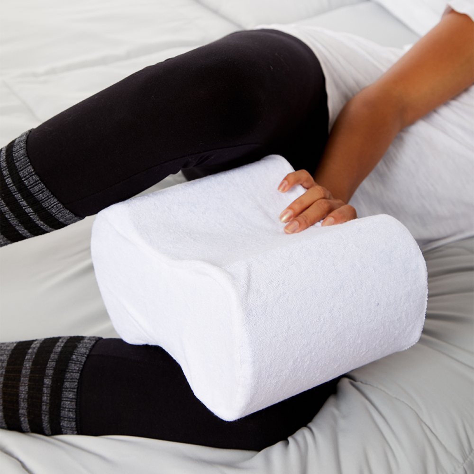 Hermell Products Knee Support Pillow - Image 4