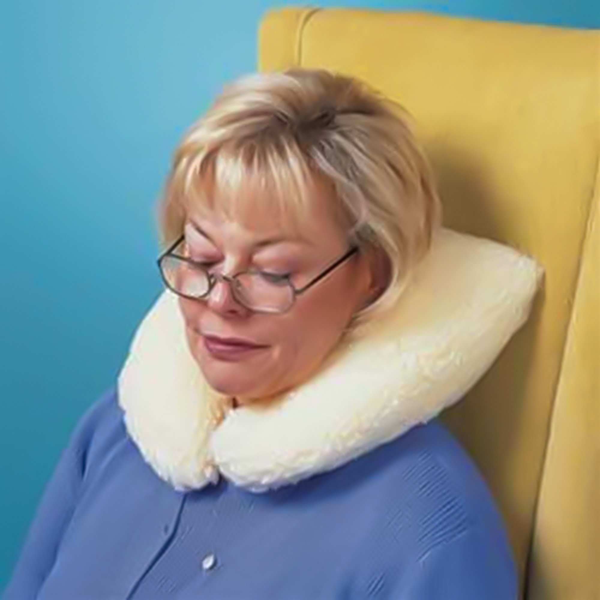 Hermell Products Faux Sherling Travel Neck Pillow - Image 3