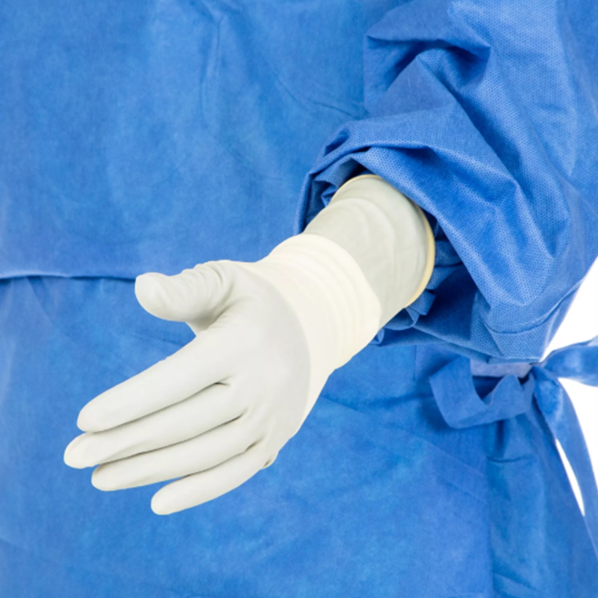 Cardinal Health Astound nonreinforced Surgical Gown With Towel - Image 7