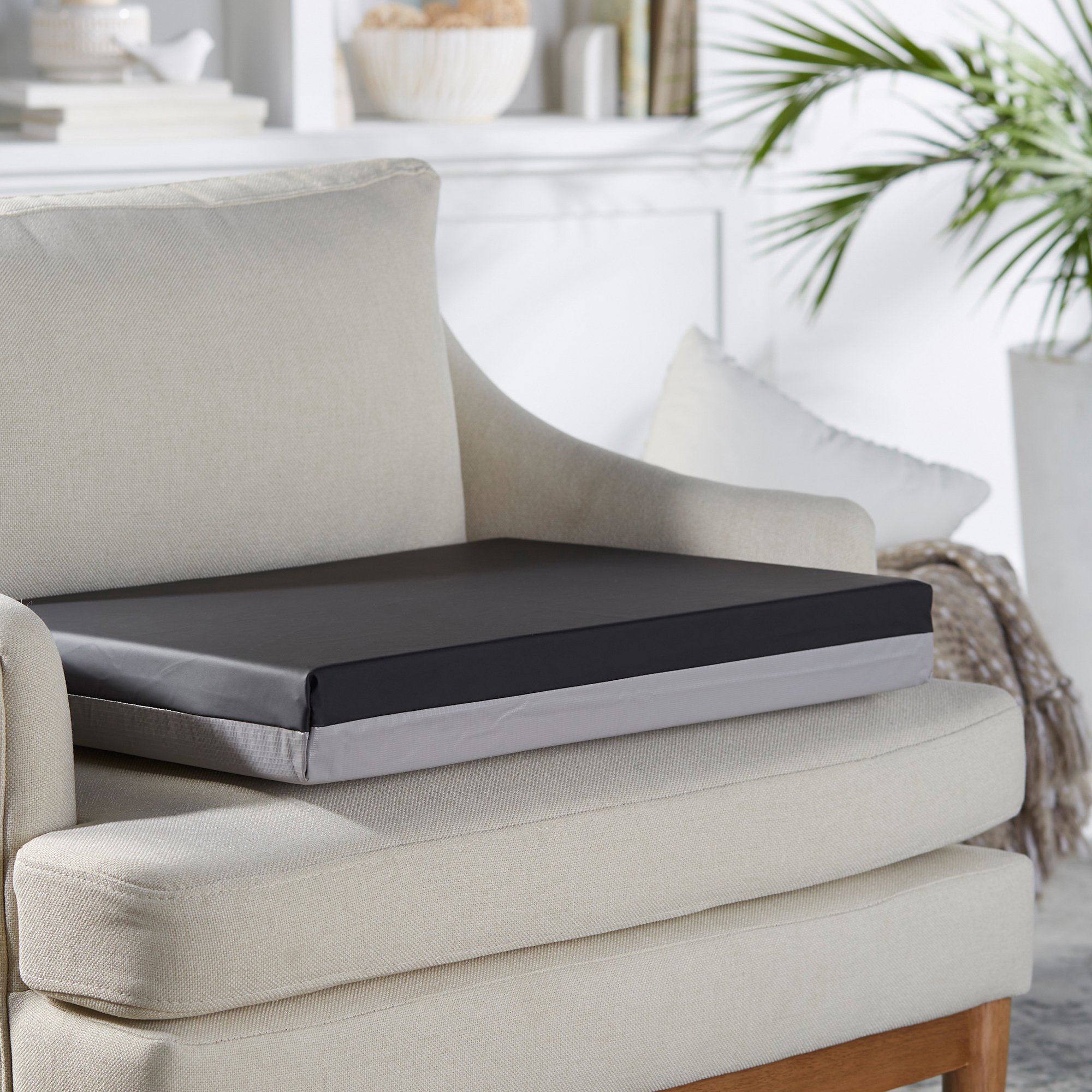 McKesson Foam Protekt Seat Cushion - Image 8