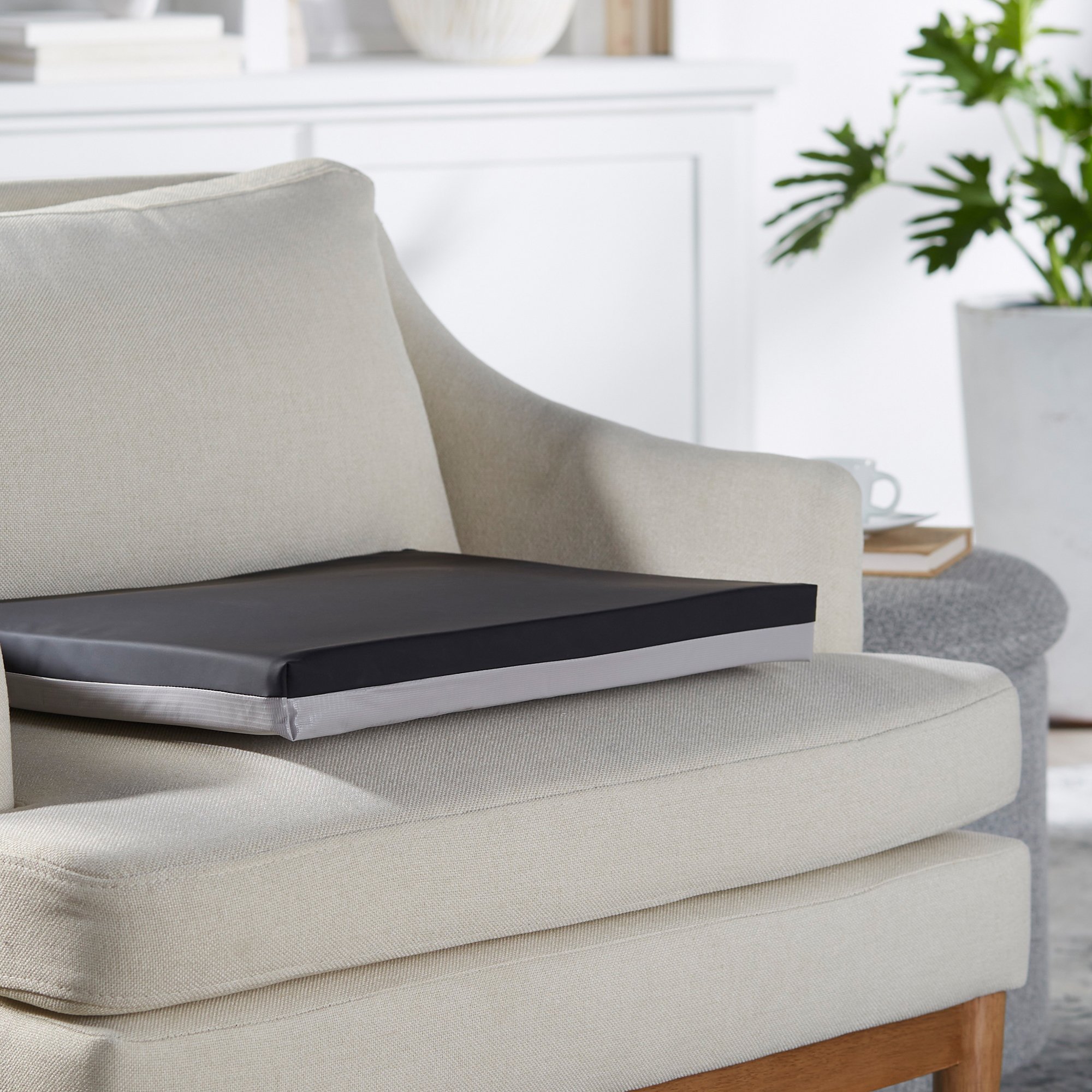 McKesson Gel Protekt Seat Cushion, 18 x 16 x 2 Inch - Image 10