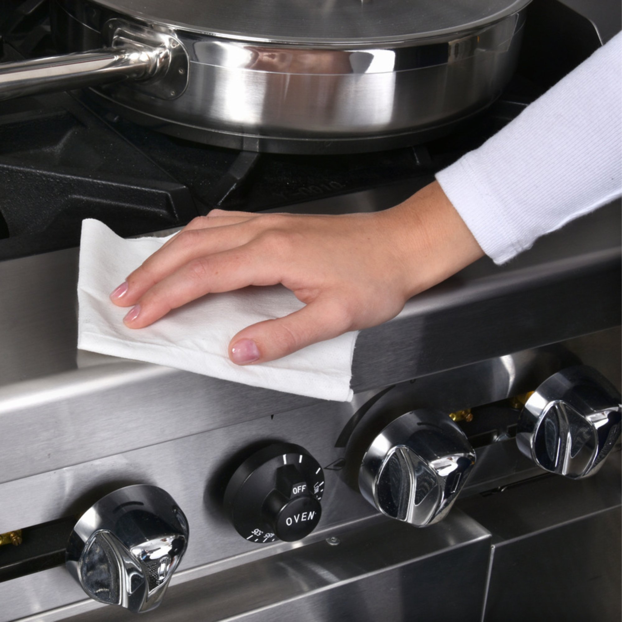 Sani-Cloth® Surface Disinfectant Cleaner Bleach Wipe, Canister - Image 6