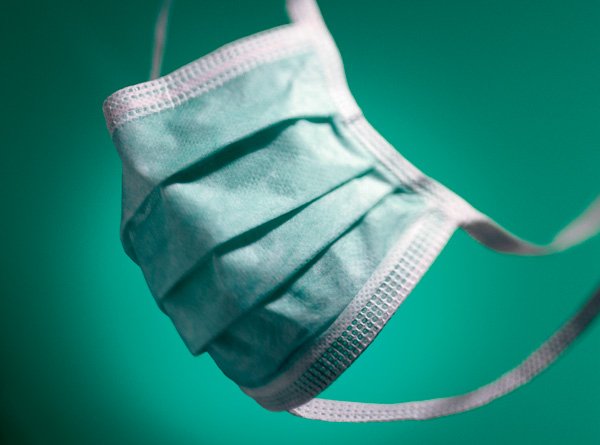 Insta-Gard® Surgical Mask
