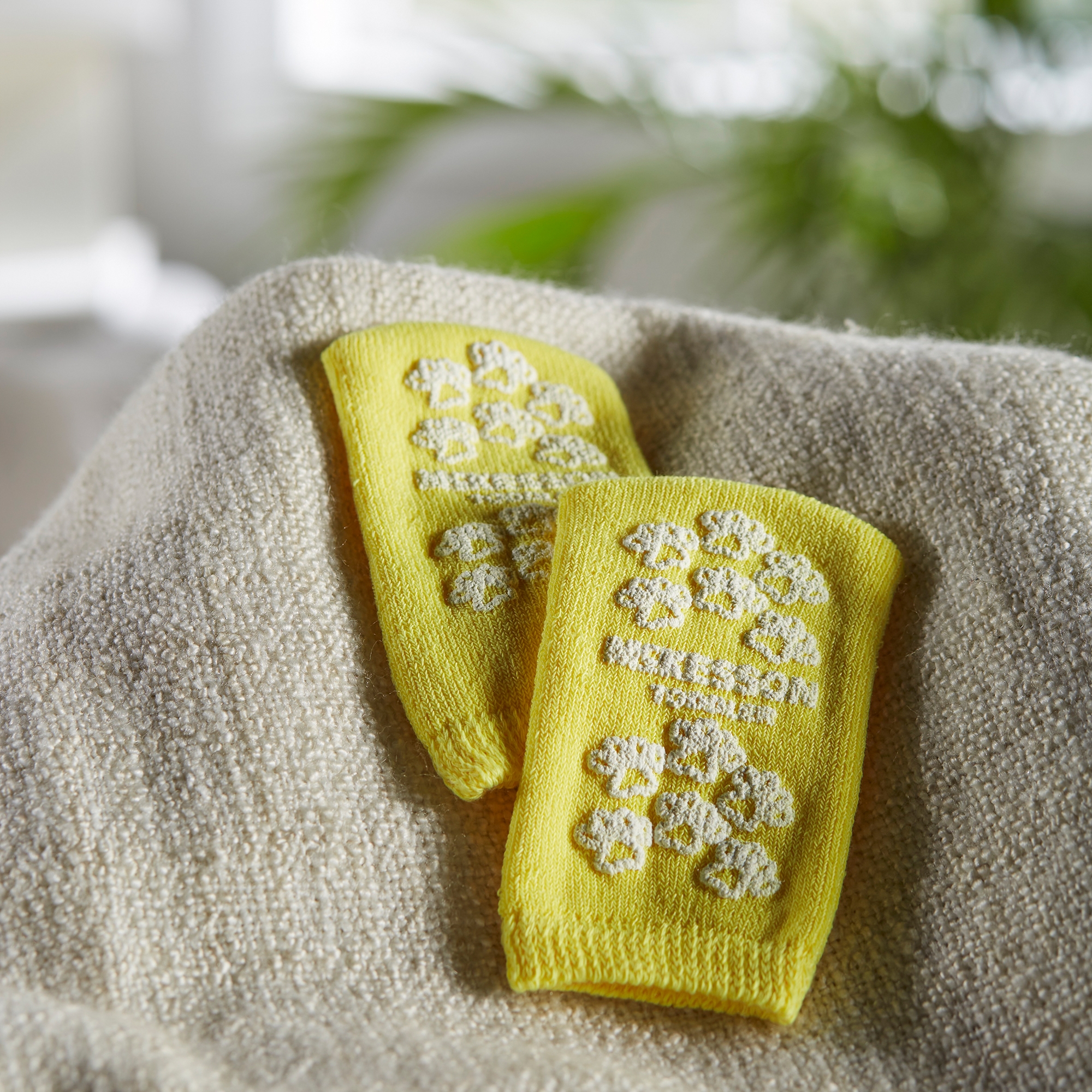 McKesson Terries™ Single Tread Slipper Socks, Toddler - Image 5