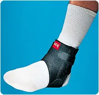 3M Ace Ankle Brace with Side Stabilizers